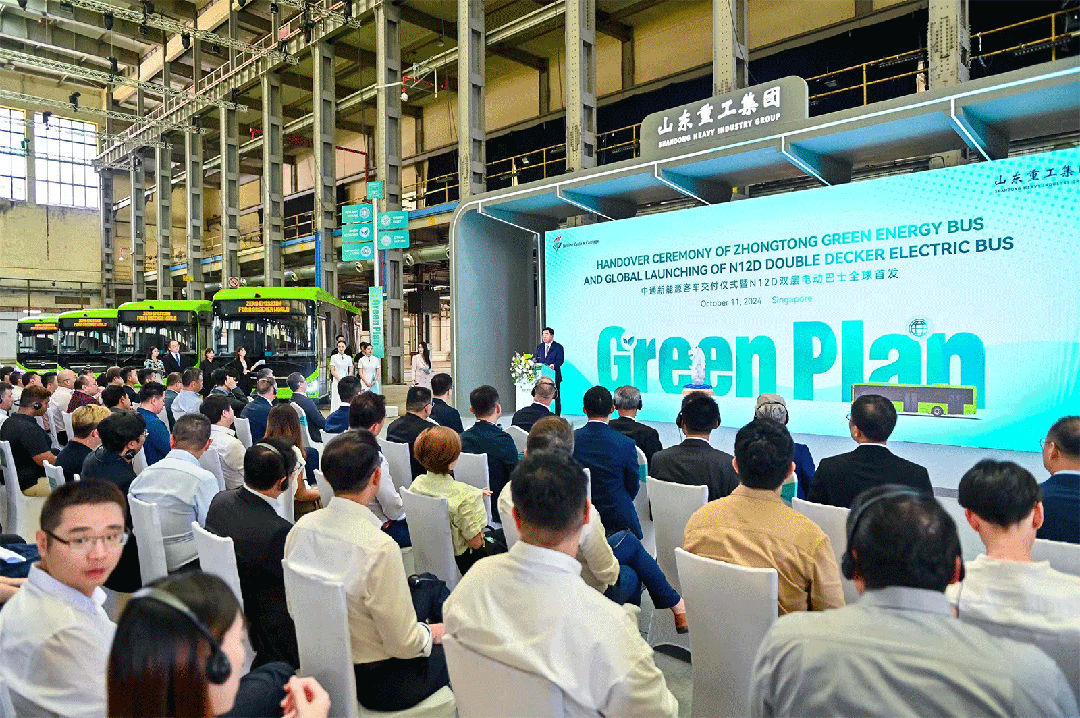 滿慎剛到新加坡調研山東重工東南亞業(yè)務開展情況